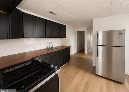 2115 W Ontario Street - Photo 1