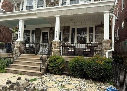 4537 Manayunk Avenue - Photo 1