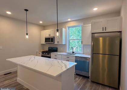 132 Yale Avenue - Photo 1