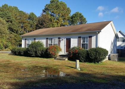 105 Bush Terrace - Photo 1