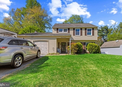 1435 Crofton Parkway - Photo 1