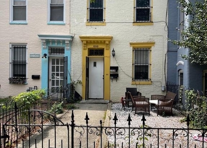 1310 8th Street Nw - Photo 1