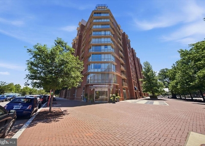 1000 New Jersey Avenue Se - Photo 1