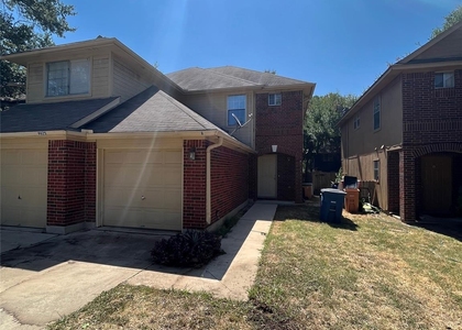 9625 Sugar Hill Dr - Photo 1