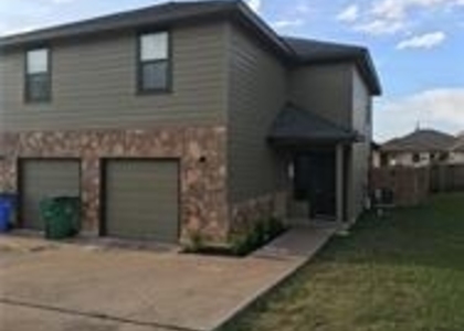 146 Mauna Kea Ln - Photo 1