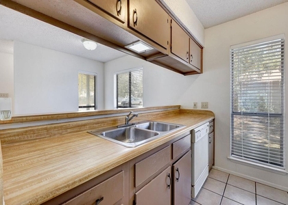 5619 Clay Ave - Photo 1