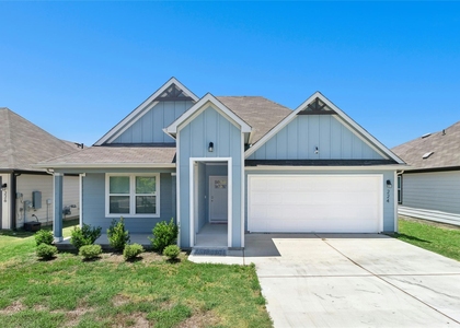 224 Sweetwater Creek Ln - Photo 1
