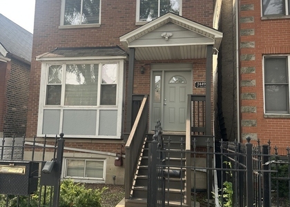 2449 W Taylor Street - Photo 1