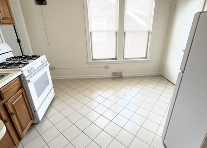 1310 Wilmette Avenue - Photo 1