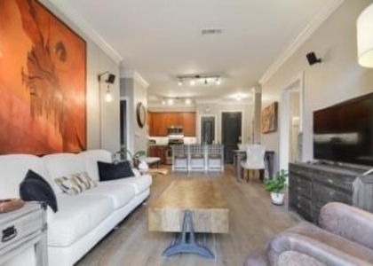 1055 Piedmont Avenue - Photo 1
