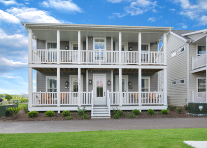 212 Great Loop East Drive - Photo 1