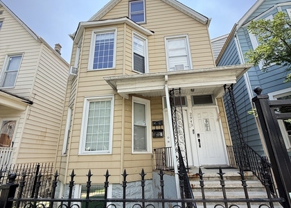 2943 N Allen Avenue - Photo 1