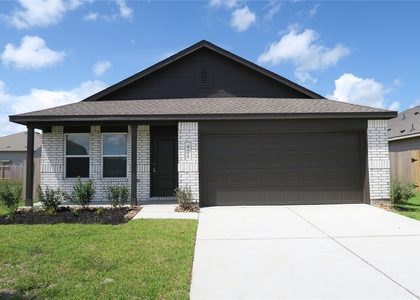 921 Woodhaven Lakes Drive - Photo 1