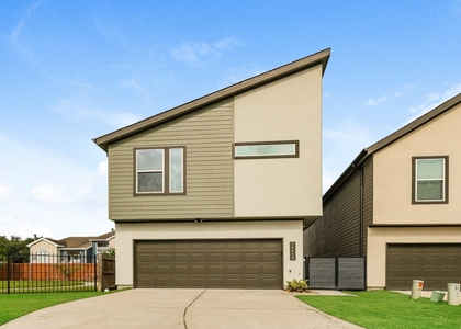 18342 W Centro Circle - Photo 1