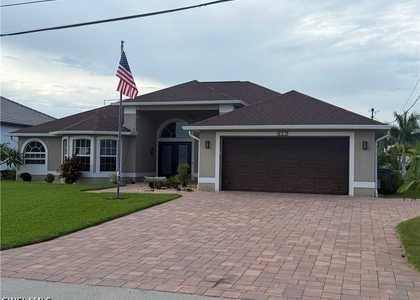 527 Sw 40th Terrace - Photo 1
