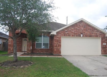 2834 Lockeridge Pines Drive - Photo 1