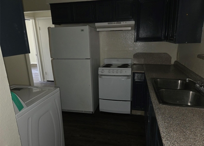 6624 W Fuqua Drive - Photo 1