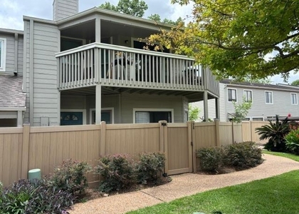 2379 Briarwest Boulevard - Photo 1