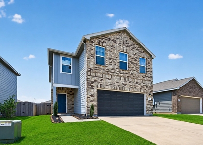 654 Amesbury Road - Photo 1