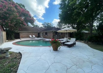 9655 Meadowcroft Drive - Photo 1