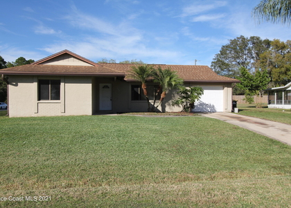 907 Commerce Road Se - Photo 1