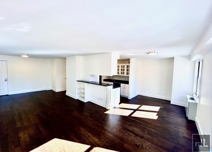 East 63 Street - Photo 1