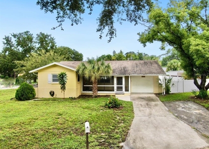 5233 52nd Way N - Photo 1