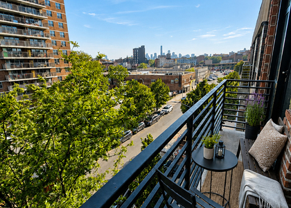 27 Montrose Avenue - Photo 1