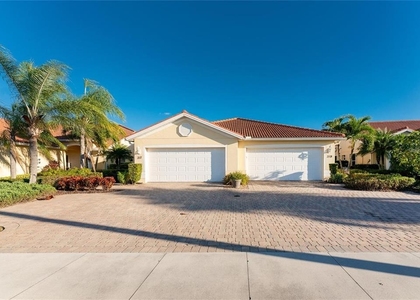 319 Monaco Drive - Photo 1