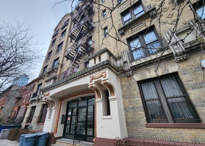 568 Pacific Street - Photo 1