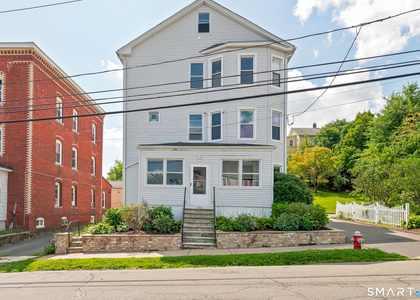 126 Booth Street - Photo 1