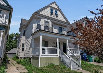 2206 Main Street - Photo 1