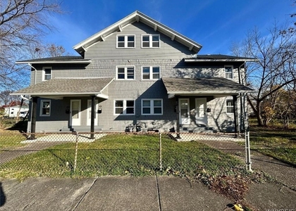 531 24th Street - Photo 1