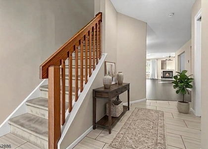 6 Elm Ter - Photo 1