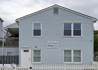 39 Sampson Avenue - Photo 1