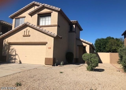 8776 W Cherry Hills Drive - Photo 1