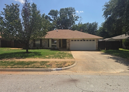 508 Tarragon Lane - Photo 1