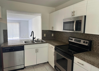 931 Sw 20th Court - Photo 1