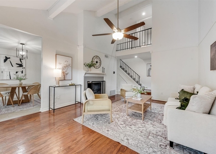 7492 E Northwest Highway - Photo 1