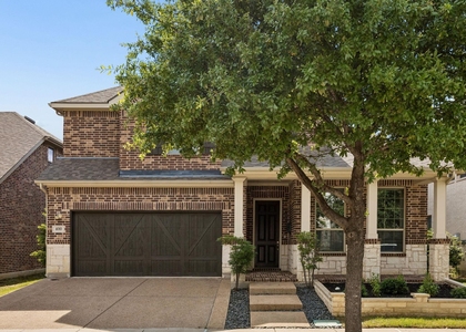 400 Warwick Boulevard - Photo 1