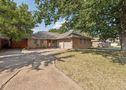 1209 Nw 103rd Street - Photo 1