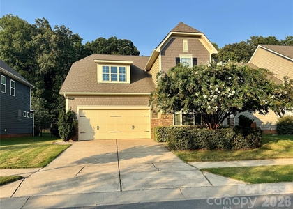 4019 Oakmere Road - Photo 1
