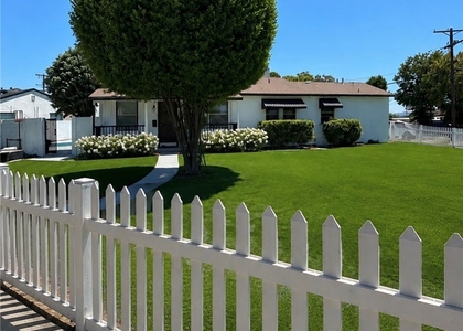 13016 Archwood Street - Photo 1