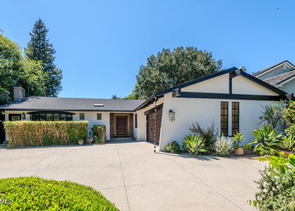 4819 Oakwood Avenue - Photo 1
