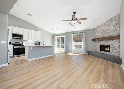 12920 Maui Way - Photo 1