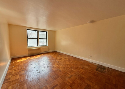 272 Clarkson Avenue - Photo 1