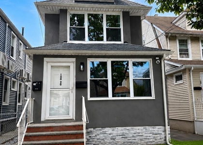 15020 118th Avenue - Photo 1