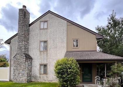 20 Hampshire Drive - Photo 1