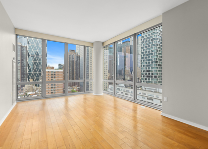310 W 52nd Street - Photo 1