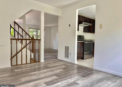 7351 Crestleigh Circle - Photo 1